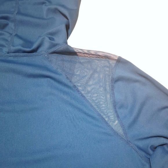 EUC Z by ZELLA Sz. M Blue Light Weight Long Sleeve Hoodie. - Picture 11 of 16